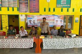 Dukung Peningkatan Kemampuan Aparat Pemerintahan Desa, Kapolsek Seginim Hadiri Kegiatan Pelatihan Peningkatan Kapasitas BPD desa Binaan