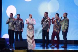 Momen Langka, Kapolri, Panglima Hingga Kepala Staf Angkatan Nyanyi Bareng