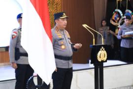 Kapolri Pimpin Kenaikan Pangkat 4 Pati-Pamen Polri