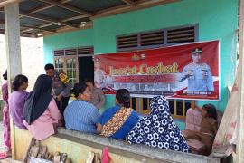 Polsek Kotapadang Gelar Jumat Curhat Bersama Warga Desa Durian Mas