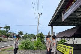 Polres Bengkulu Selatan Tingkatkan Pengamanan Gudang Logistik KPU BS Selama 24 Jam Jelang Pilkada 2024
