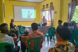 Bhabinkamtibmas Polsek Kota Manna Menghadiri Rapat Lintas Program Lintas Sektor di Puskesmas Kota Manna di Daerah Binaan