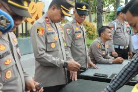 Polres Bengkulu Selatan Lakukan Pengecekan Senpi Guna Tingkatkan Profesionalisme dan Keamanan