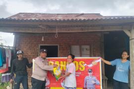 Polsek Sindang Dataran Gelar Kegiatan "Selasa Berbagi" untuk Warga Tani