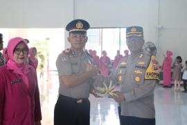 Polres Bengkulu Selatan Gelar Upacara Kenaikan Pangkat dan Perayaan Ulang Tahun Personel