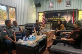 Kepala Cabang Jasa Raharja Bengkulu Berkoordinasi dengan Pangkalan TNI AL Bengkulu Terkait Kendaraan Bermotor yang Masuk ke Wilayah Bengkulu