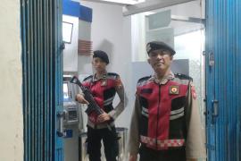 Patroli Objek Vital,  Sat Samapta Polres Kaur Pantau Situasi ATM dan Bank di Bintuhan