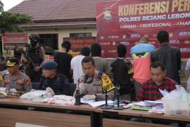 Polres Rejang Lebong Gagalkan Peredaran Narkoba dan Judi Ilegal, Sita Mesin Jackpot dan Narkotika di Binduriang