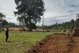 TMMD Ke-124 Kodim 0408/BS Garap Pembuatan Lapangan Voly