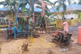 Satgas TMMD Ke-124 Kodim 0408/BS Lanjutkan Pengeboran Sumur Bor
