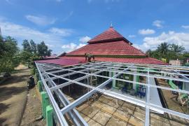 Atap Baru, Semangat Baru — Satgas TMMD Bangun Masjid Baitul Makmur Jadi Lebih Nyaman
