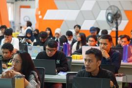 Sertifikasi AI Bertaraf Global untuk 69 Peserta di Makassar