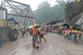 Darurat Erupsi Semeru: Kementerian PU Pulihkan Akses Jalan dan Jembatan
