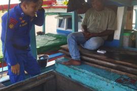 Ditpolairud Polda Bengkulu Menggunakan Kapal Polisi XXVII-2004 Laksanakan Patroli Dialogis di Perairan Muara Dua
