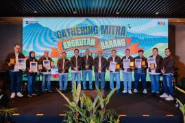 KAI Daop 1 Jakarta Berikan Penghargaan kepada Mitra Angkutan Barang sebagai Apresiasi atas Dukungan Layanan Logistik Nasional