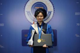 Perjalanan Kreatif Violetta Andani Berujung Manis di Wisuda ke-73 BINUS University