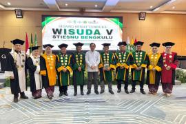 Wisuda STIESNU Bengkulu V