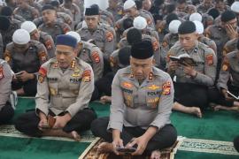 Melalui Binrohtal Zoom Meeting, Polda Bengkulu Bangun Karakter Spiritual Anggota