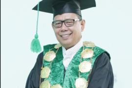 Prof. Dr. Zulkarnain Dali Guru Besar UIN Fatmawati Sukarno Bengkulu