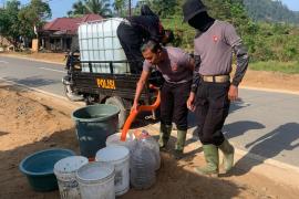 Pasbrimob 1 BKO Polres Tapteng Laksanakan Aksi Kemanusiaan Pascabencana