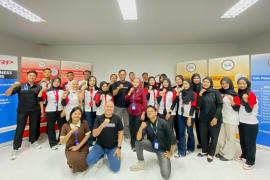 Digembleng Lewat Training, Penjualan Promotor SHARP Bandung Naik Signifikan