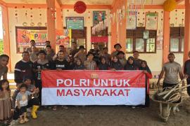 Polres Bireuen Gotong Royong Bersihkan TK di Gandapura