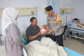 Kapolda Bengkulu Anjangsana Jenguk Personel Sakit di RS Bhayangkara
