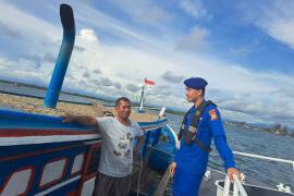 Ditpolairud Polda Bengkulu Laksanakan Patroli Perairan menggunakan Kapal Polisi XXVII-2008 di Pantai Panjang, Himbau Keselamatan Nelayan