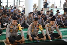 Melalui Binrohtal, Kapolda Bengkulu Dorong Personel Menjalankan Tugas dengan Hati yang Bersyukur