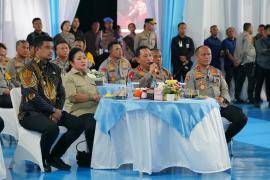 Percepat Pemulihan Akses, Kapolri Pantau Pembangunan Jembatan Bailey di Sumbar