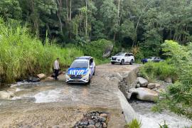 Wakapolda NTT Tinjau SMP Negeri 48 Sa Ate Gaikiu, Dirikan Tenda Darurat dan Salurkan Bantuan Pendidikan