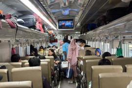 Hari Terakhir Periode Libur Imlek, Volume Penumpang KA di Stasiun Pekalongan Capai Empat Ribu Lebih