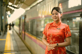 KAI Services Hadirkan Nuansa Imlek dalam Perjalanan Kereta Api