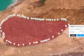 Dalam industri pertambangan, perhitungan volume stockpile dan pemantauan perubahan topografi merupakan elemen penting dalam pengendalian operasional. Ketidaktepatan data dapat berdampak pada laporan produksi, perencanaan hauling, hingga evaluasi progres pit.  Metode survei konvensional masih membutuhkan waktu berhari-hari, melibatkan banyak personel, serta memiliki keterbatasan dalam menjangkau area curam, aktif, atau berisiko tinggi. Di sisi lain, kebutuhan terhadap data yang cepat dan presisi terus mening