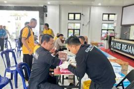  Biddokes Polda Bengkulu Periksa Kesehatan Personel Polres Rejang Lebong