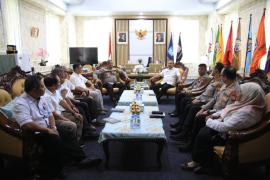 Wakapolda Bengkulu Rapat Pembentukan Pusat Studi Kepolisian Bersama Rektor UNIB di Universitas Bengkulu