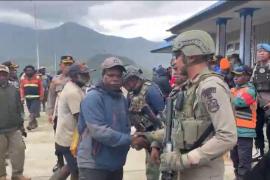 Aparat Gabungan Satgas Ops Damai Cartenz bersama Polres Puncak Amankan Aksi Masyarakat di Ilaga, Situasi Berlangsung Aman dan Kondusif