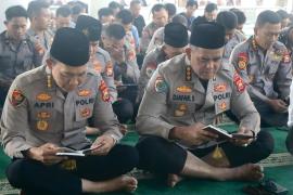 Bangun Integritas dan Spiritualitas, Personel Polda Bengkulu Ikuti Kegiatan Binrohtal