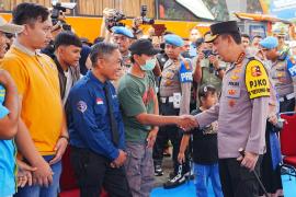 Kapolri Lepas 80 Bus Mudik Gratis, Pastikan Kesiapan Sopir Antar Masyarakat ke Tujuan