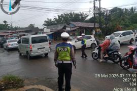 Satlantas Polresta Bengkulu Laksanakan Pengaturan Arus Lalu Lintas di Simpang Korpri