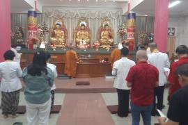 Pengamanan Perayaan Waisak Tri Suci 2570 TB di Vihara Buddhayana, Polresta Bengkulu Hadir Beri Rasa Aman