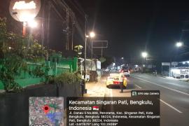 Respon Cepat Laporan 110, Polsek Gading Cempaka Datangi TKP Kecelakaan di Jalan Danau Panorama