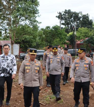 Kapolda Bengkulu Cek Kesiapan Lahan Pembangunan Polsek Kota Arga Makmur dan Gedung Satpas