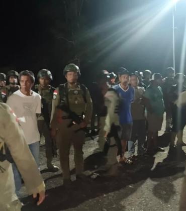 Satgas Ops Damai Cartenz Bersama Polres Yahukimo Jamin Keamanan Logistik Pasca Gangguan Kamtibmas di Perairan Yahukimo